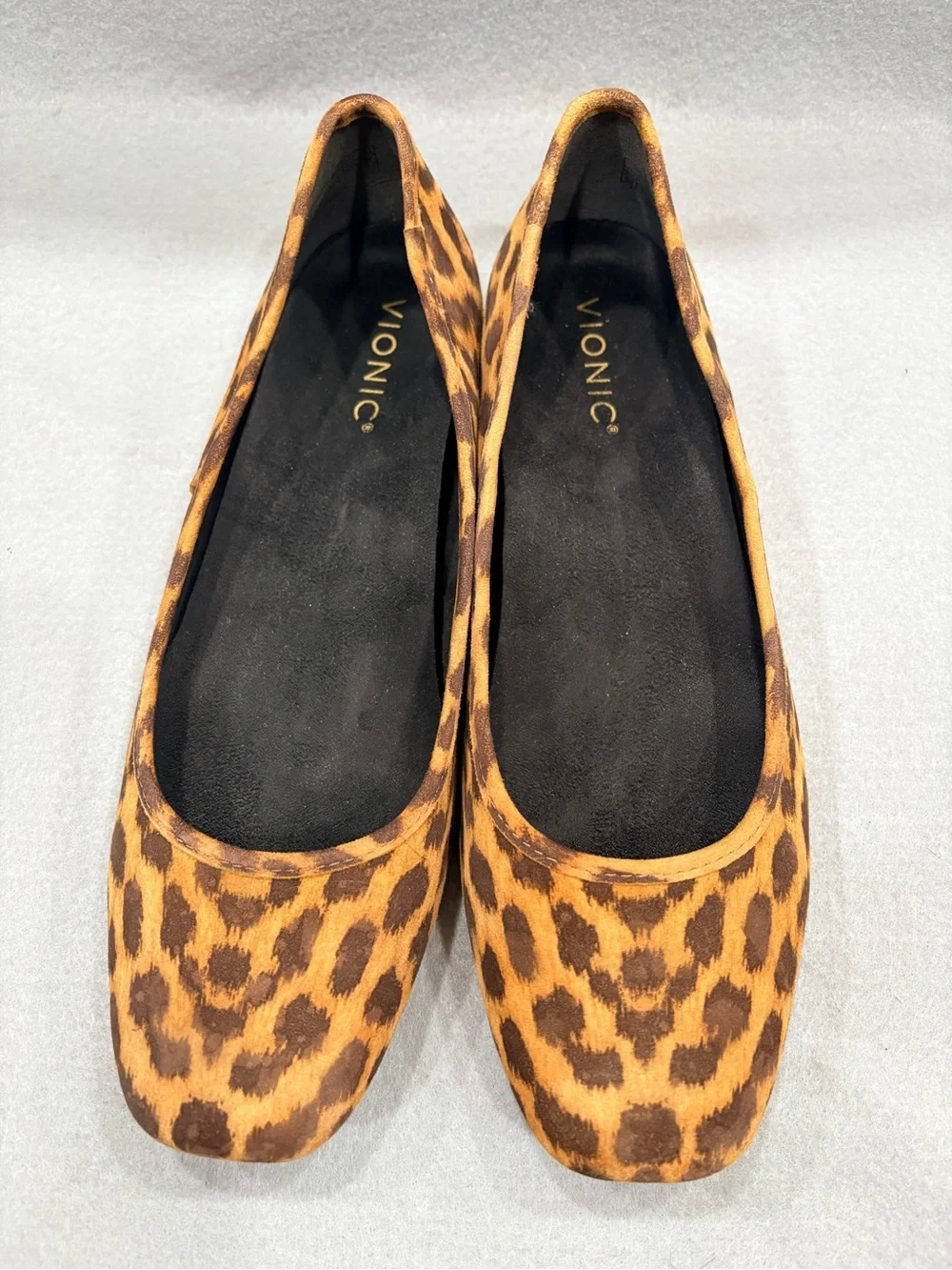 VIONIC Orinda Skimmers Orthotic Leopard Ballet Flats Sz 9.5